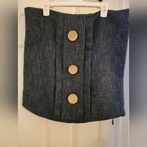 Pier 1 throw pillowcase, dark denim blue wood buttons 19" x 19"